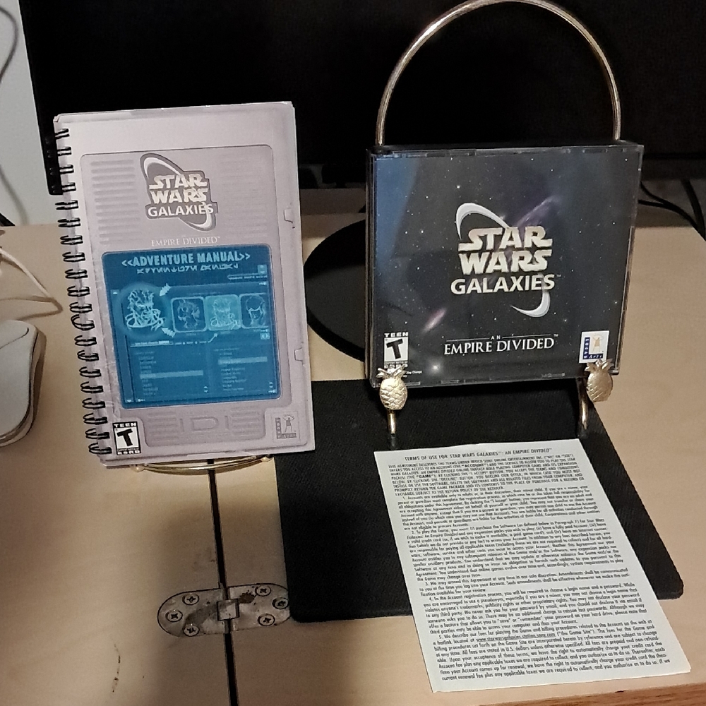 Star Wars Galaxies: Empire Divided PC Game - Black and White